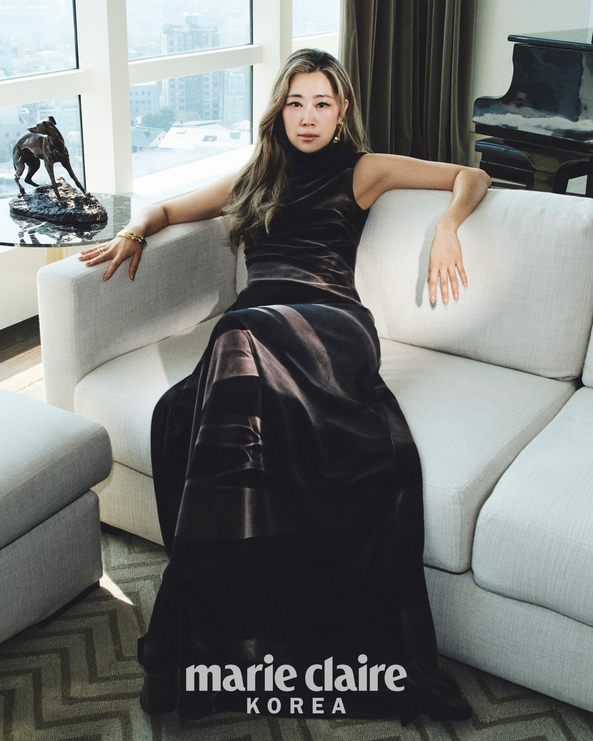 매기 강 감독, 마리끌레르 5월호 화보 선공개