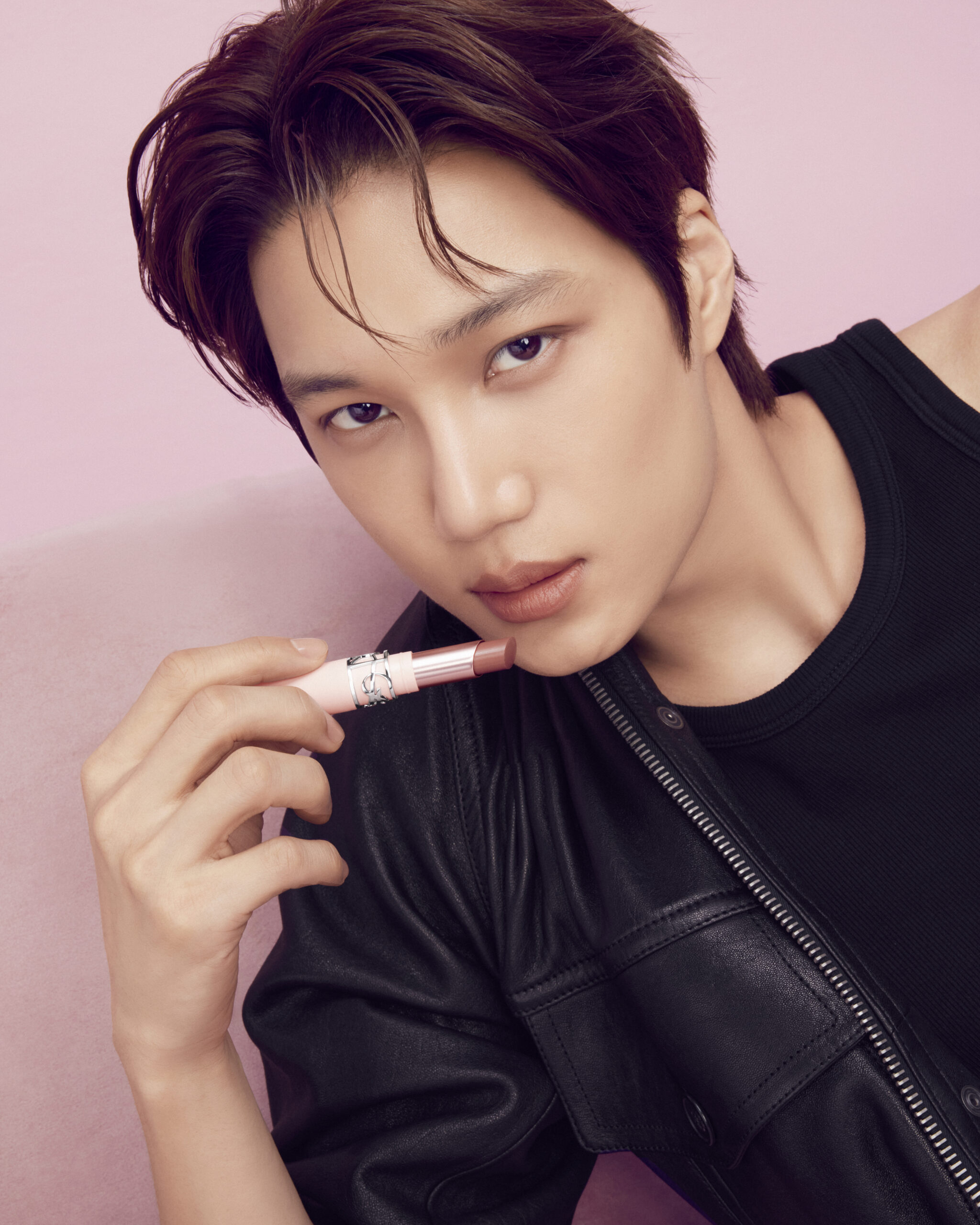 거부할 수 없는 관능미, 입생로랑 뷰티 X 엑소 카이 ‘러브누드 립 블러셔’