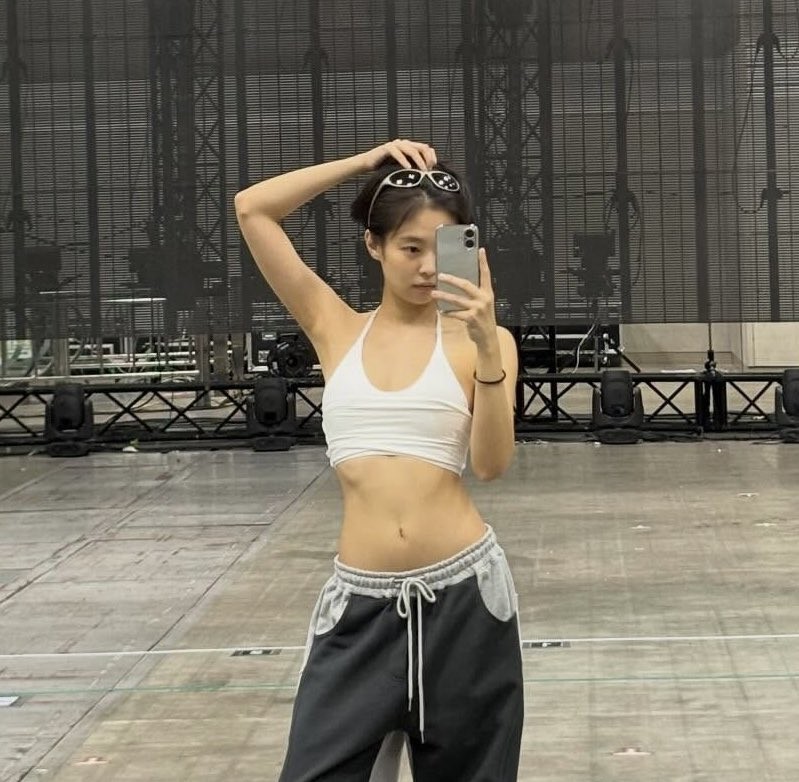 트랙 팬츠, 이렇게 입어야 힙하다