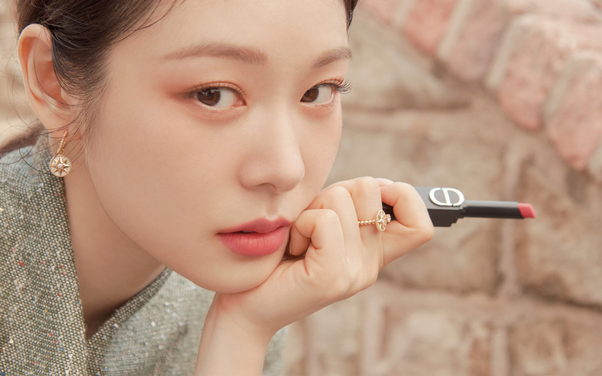 김연아와 크리스챤 디올뷰티가 함께한 뷰티 화보 #2