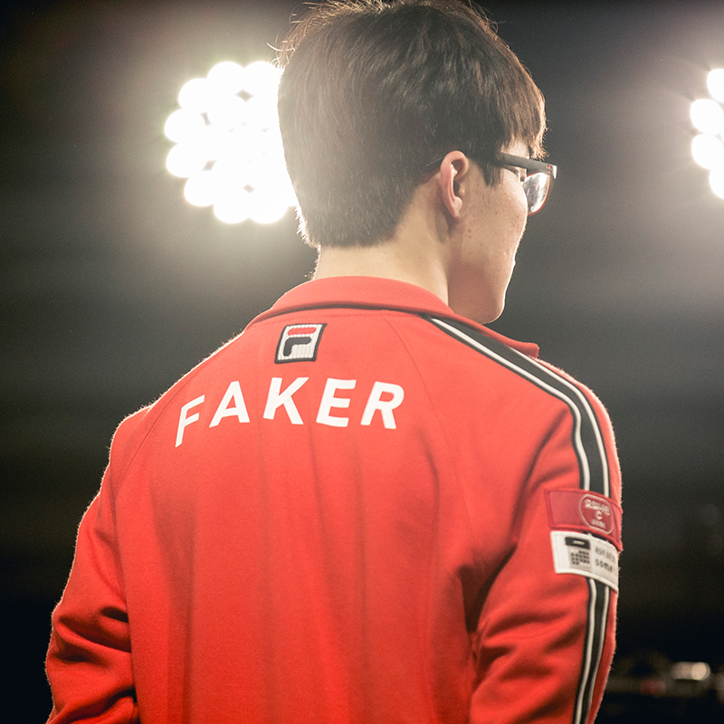 Esports Through The Decades | e스포츠의 역사적 순간들