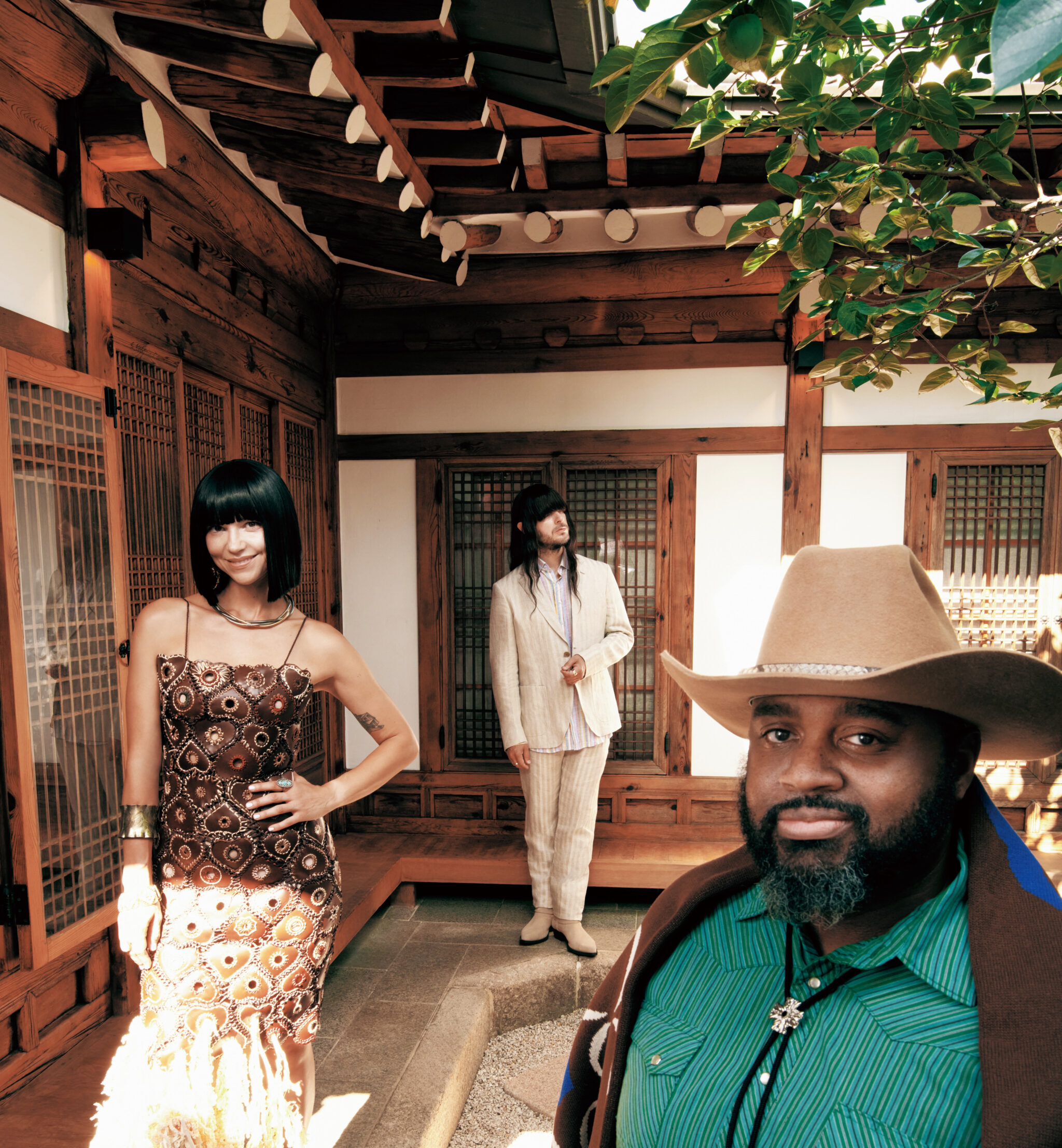 밴드 크루앙빈(Khruangbin)과 함께한 마리끌레르 9월호 화보 선공개