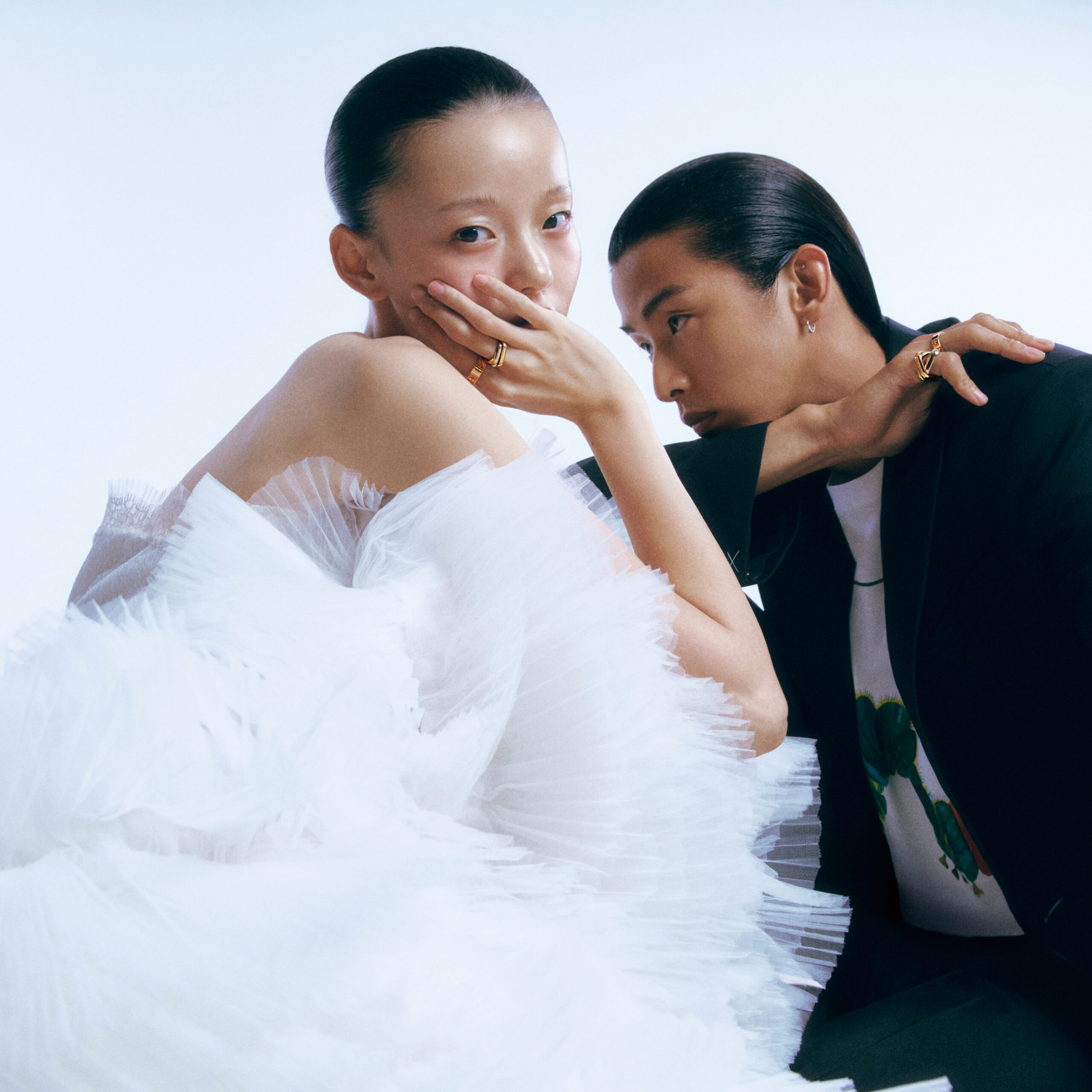 사랑의 순간을 아로새긴 웨딩 주얼리 화보