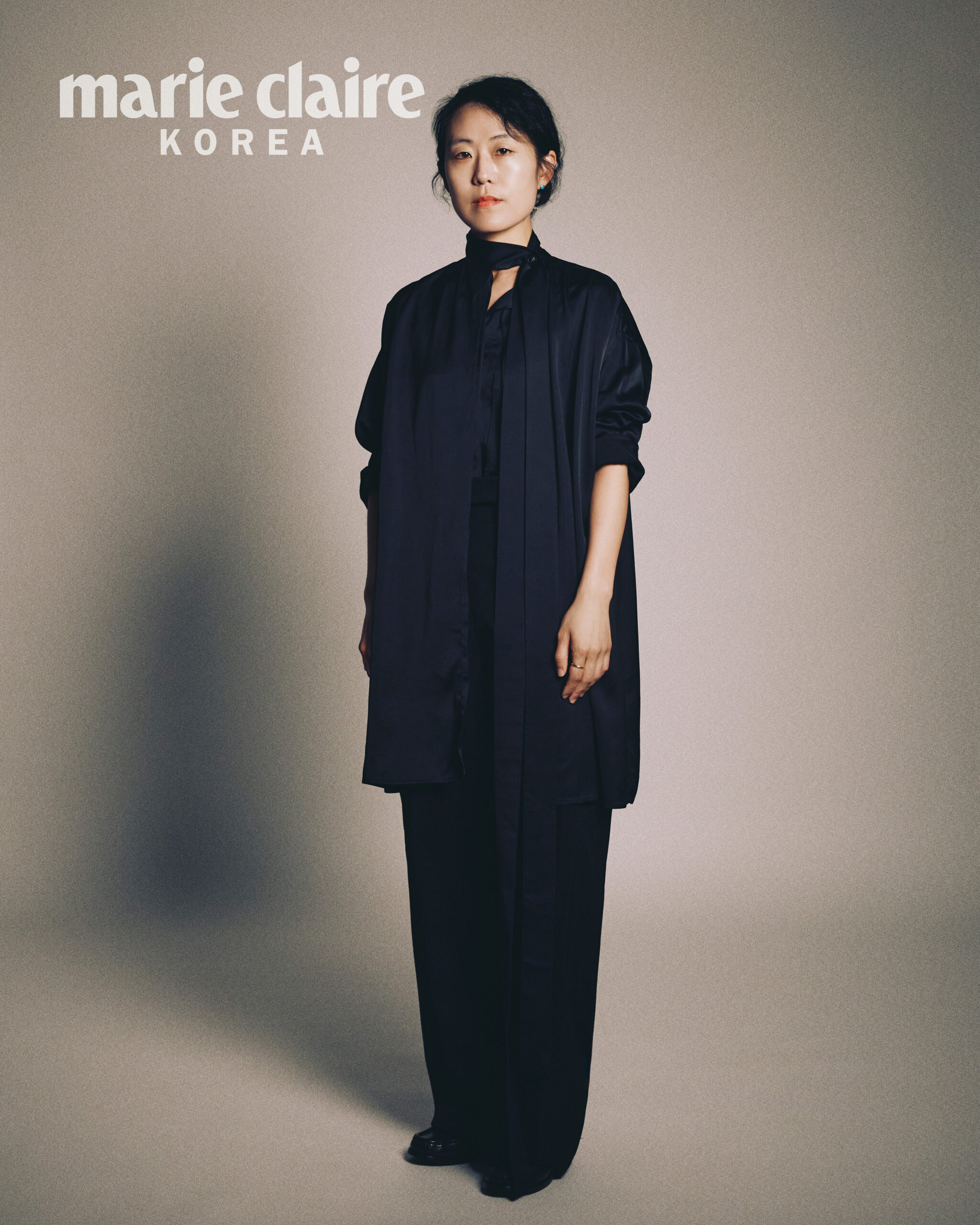 Extend Accurate #2 | 제 31회 부산국제영화제 정지혜 프로그래머 화보와 인터뷰